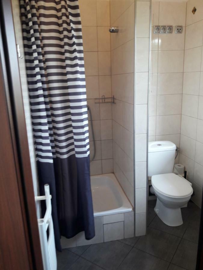 Pokoje Goscinne Z Lazienkami Przy Wroclawiu, Darmowy Parking Dlugoleka  Экстерьер фото